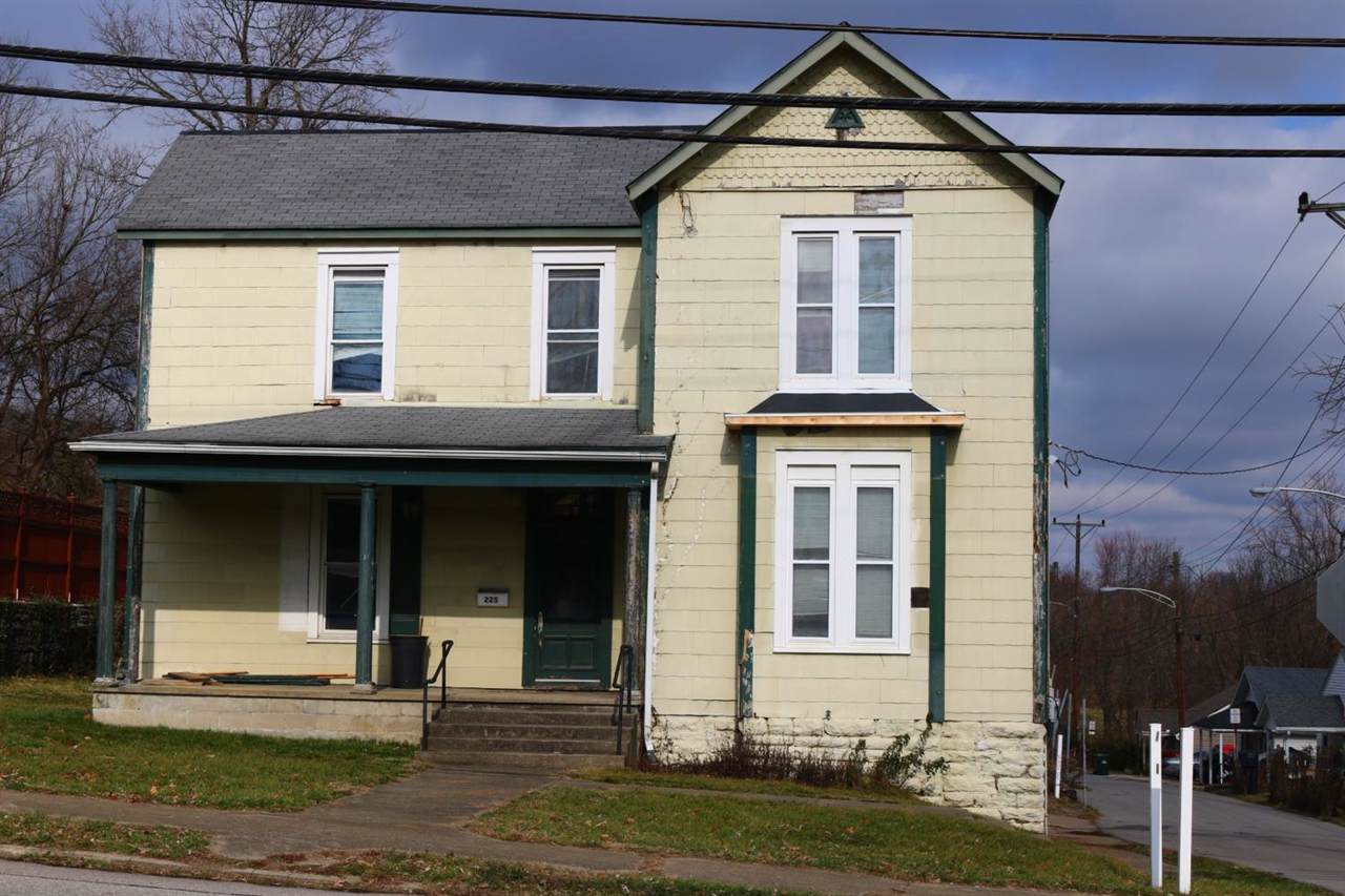 225 Main Street - Photo 1