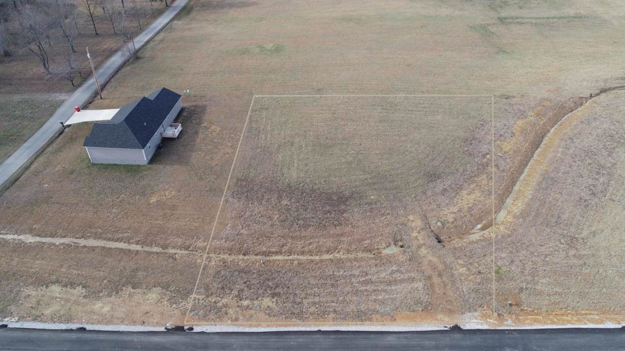 2 Oakdale Estate - Photo 1