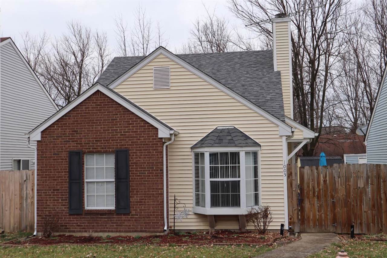 1005 Parkside Drive - Photo 1