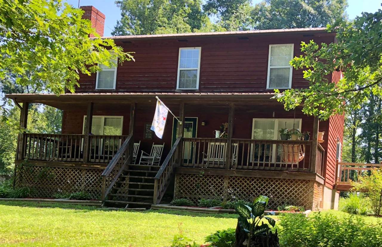 832 Hoop Road - Photo 1