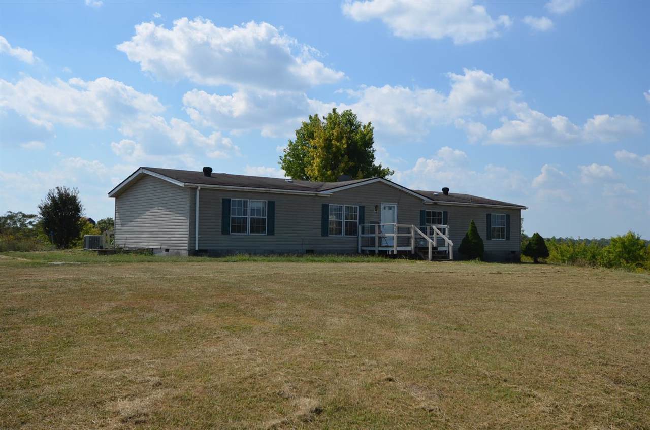 438 Oakland Lane - Photo 1