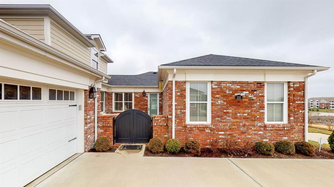 205 Daffodil Court - Photo 1