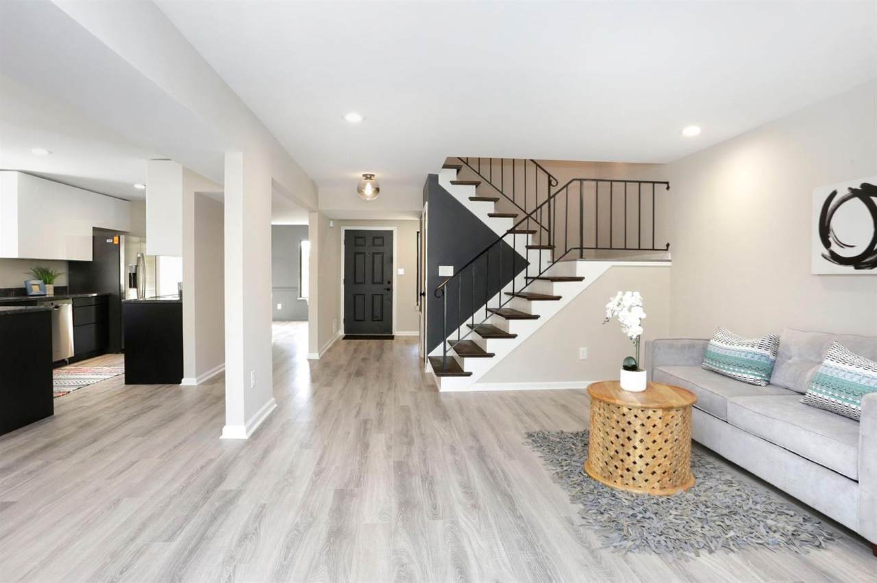 500 Laketower Drive - Photo 1