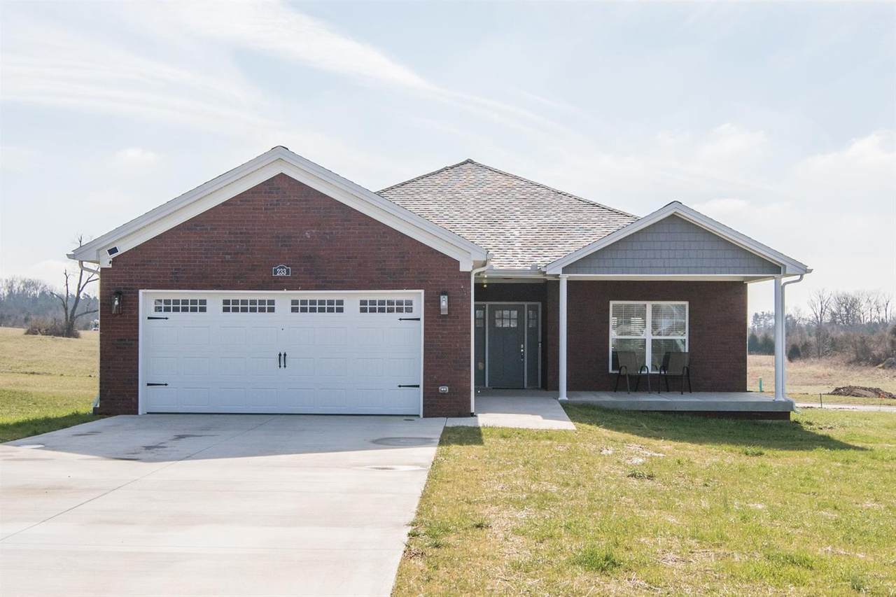 233 Oak Ridge Drive - Photo 1