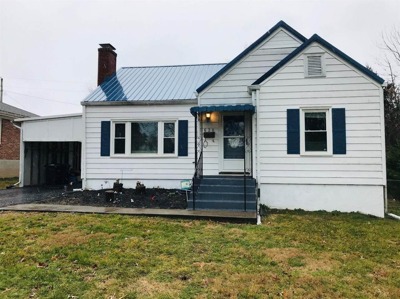 628 Blade Avenue - Photo 1