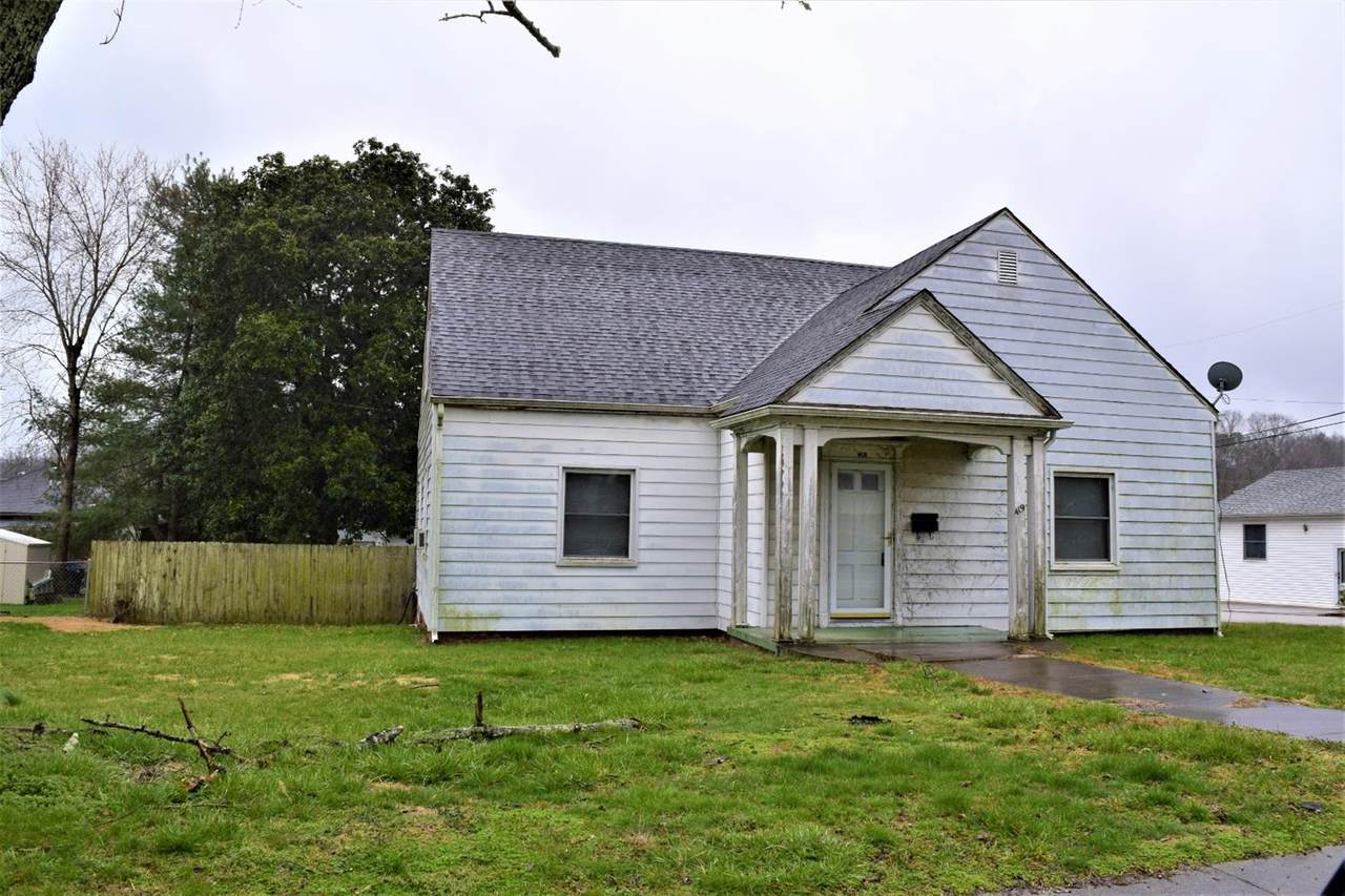 419 4th Street - Photo 1