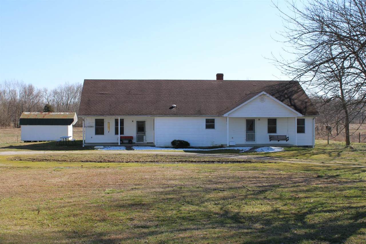 87 Ky Highway 3246 - Photo 1