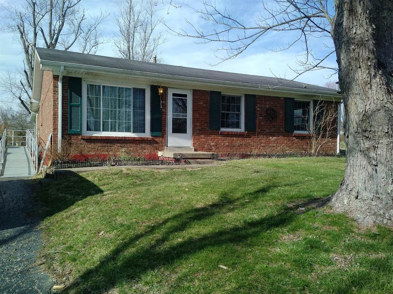 214 Cherokee Lane - Photo 1 214 Cherokee Lane - Photo 1