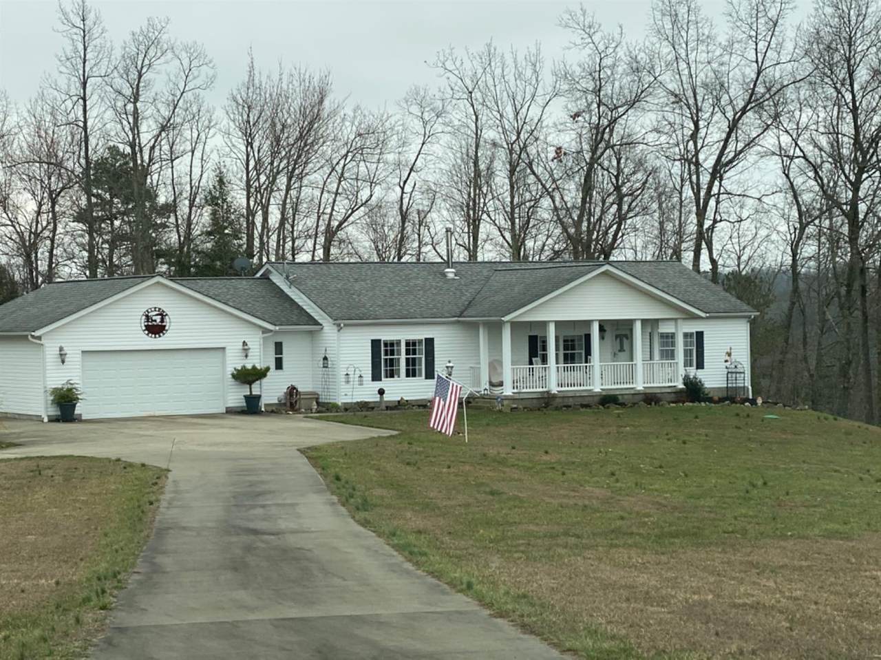 250 Hemlock Way - Photo 1