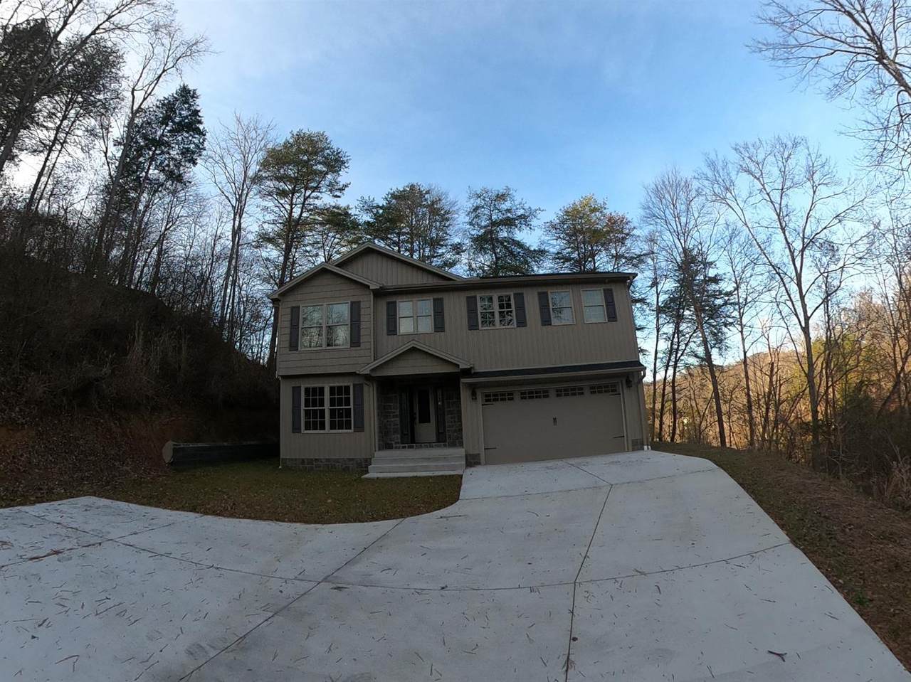 145 145 Pheasant Drive - Photo 1