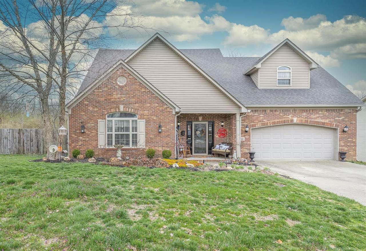 201 Cameron Drive - Photo 1