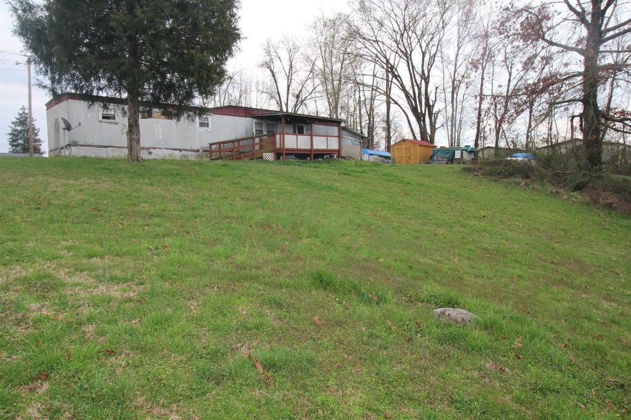 261 Maple - Photo 1