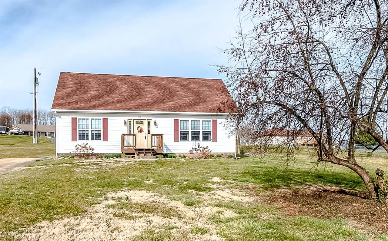 212 Thomas Street - Photo 1