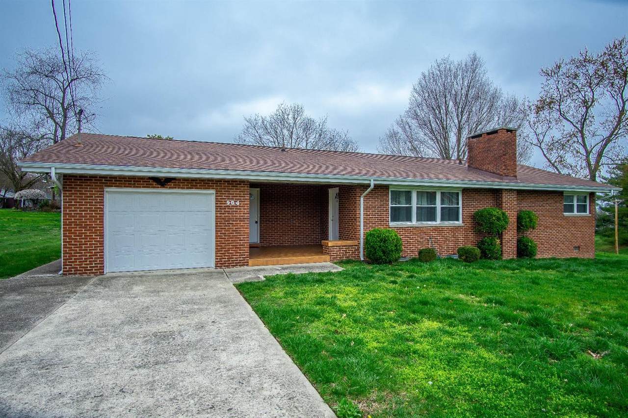 904 Phillips Ln. - Photo 1