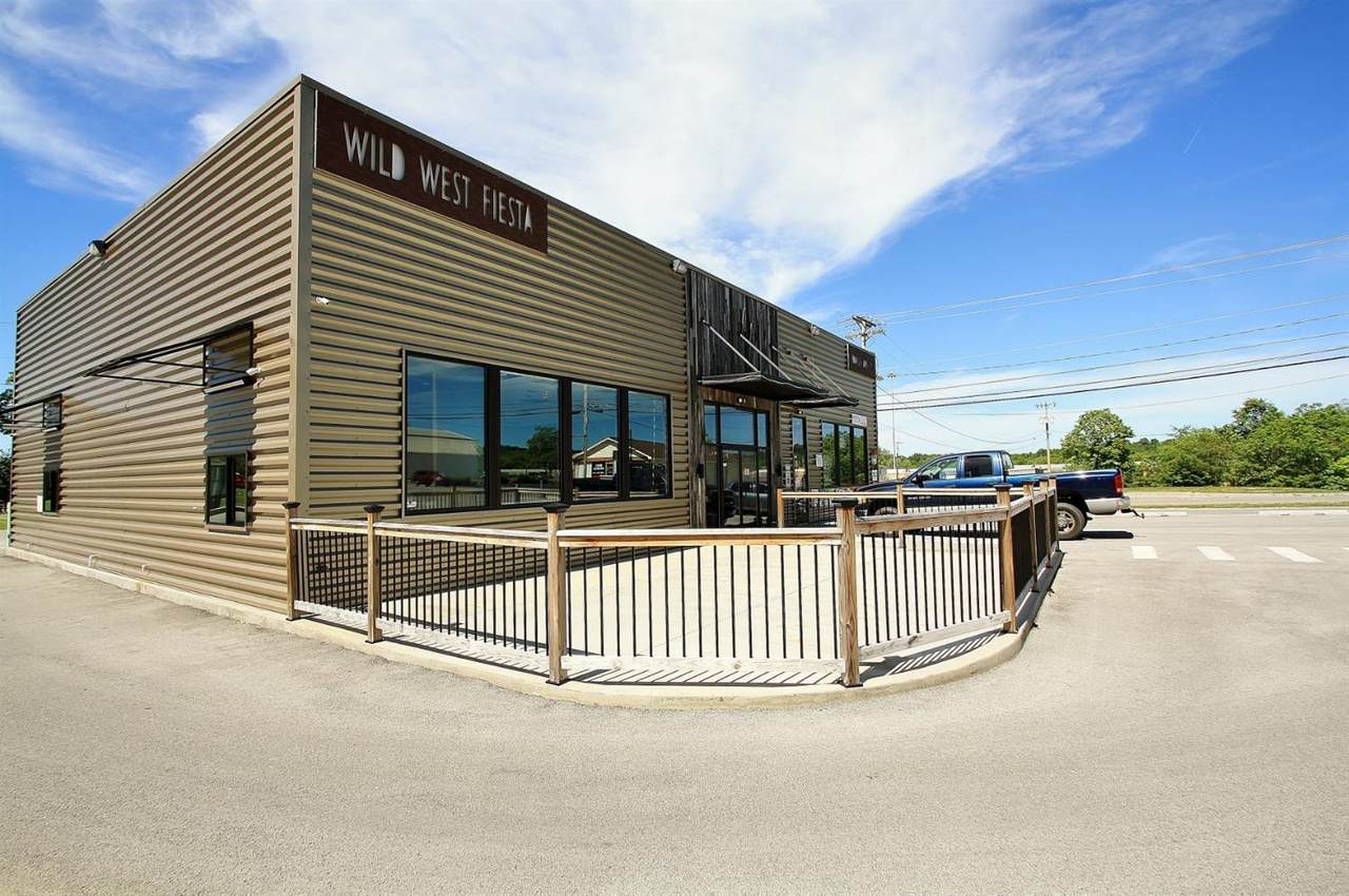 1100 Main Street - Photo 1