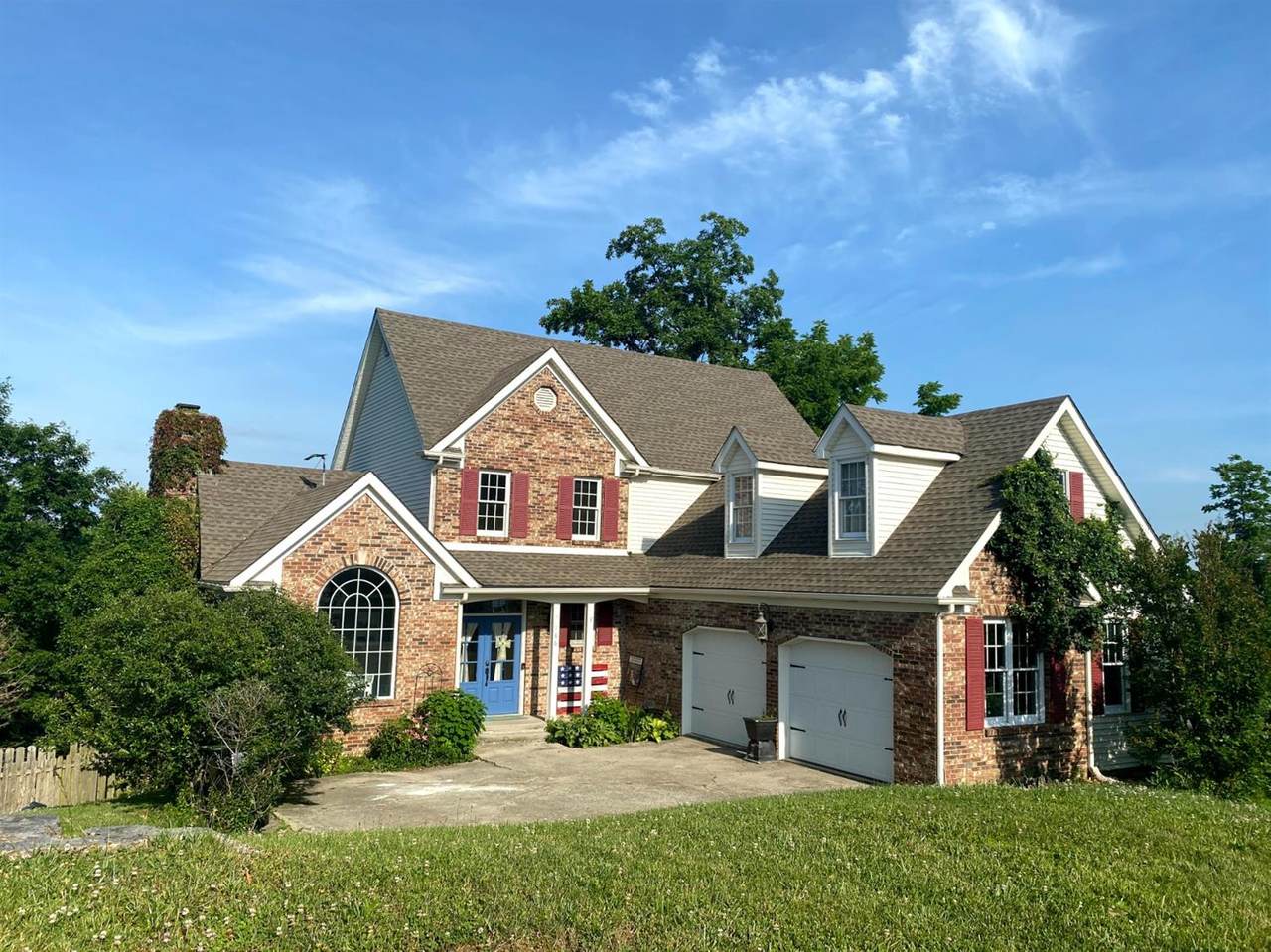 166 Drake Lane - Photo 1