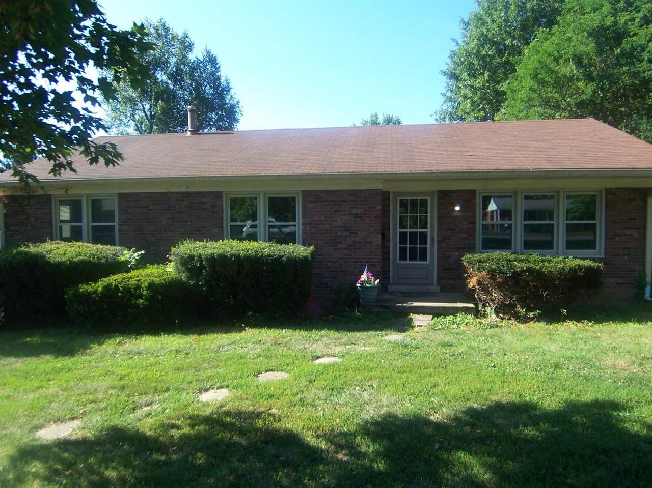 202 Seminole Trail - Photo 1