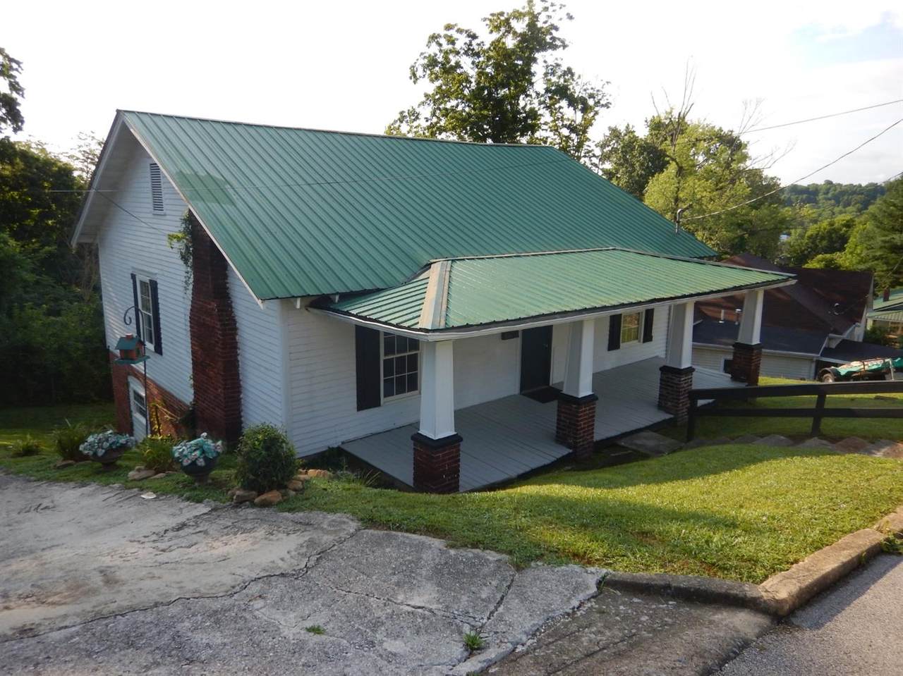 105 Padgett Street - Photo 1