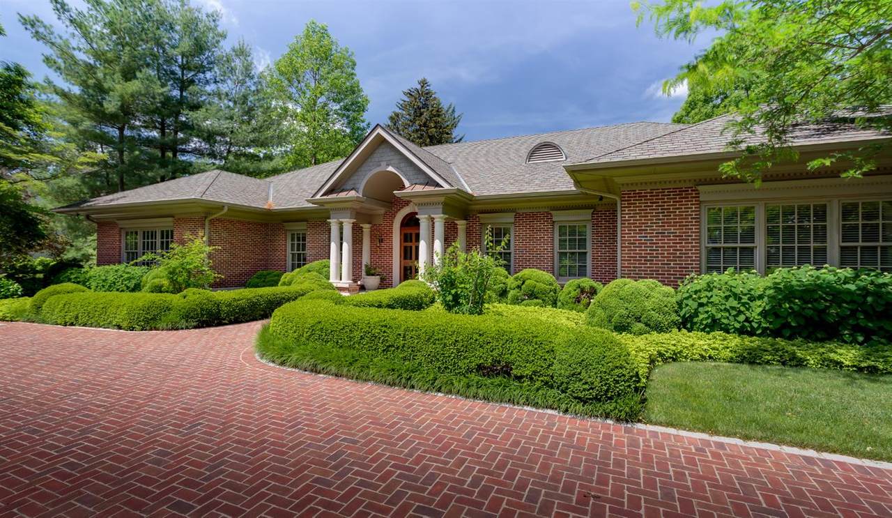 1548 Lakewood Drive - Photo 1