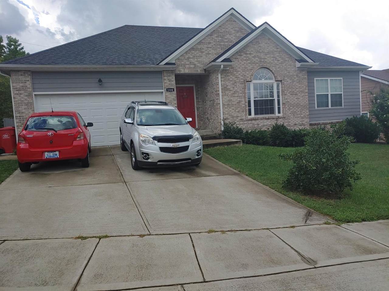 104 Olive Court - Photo 1