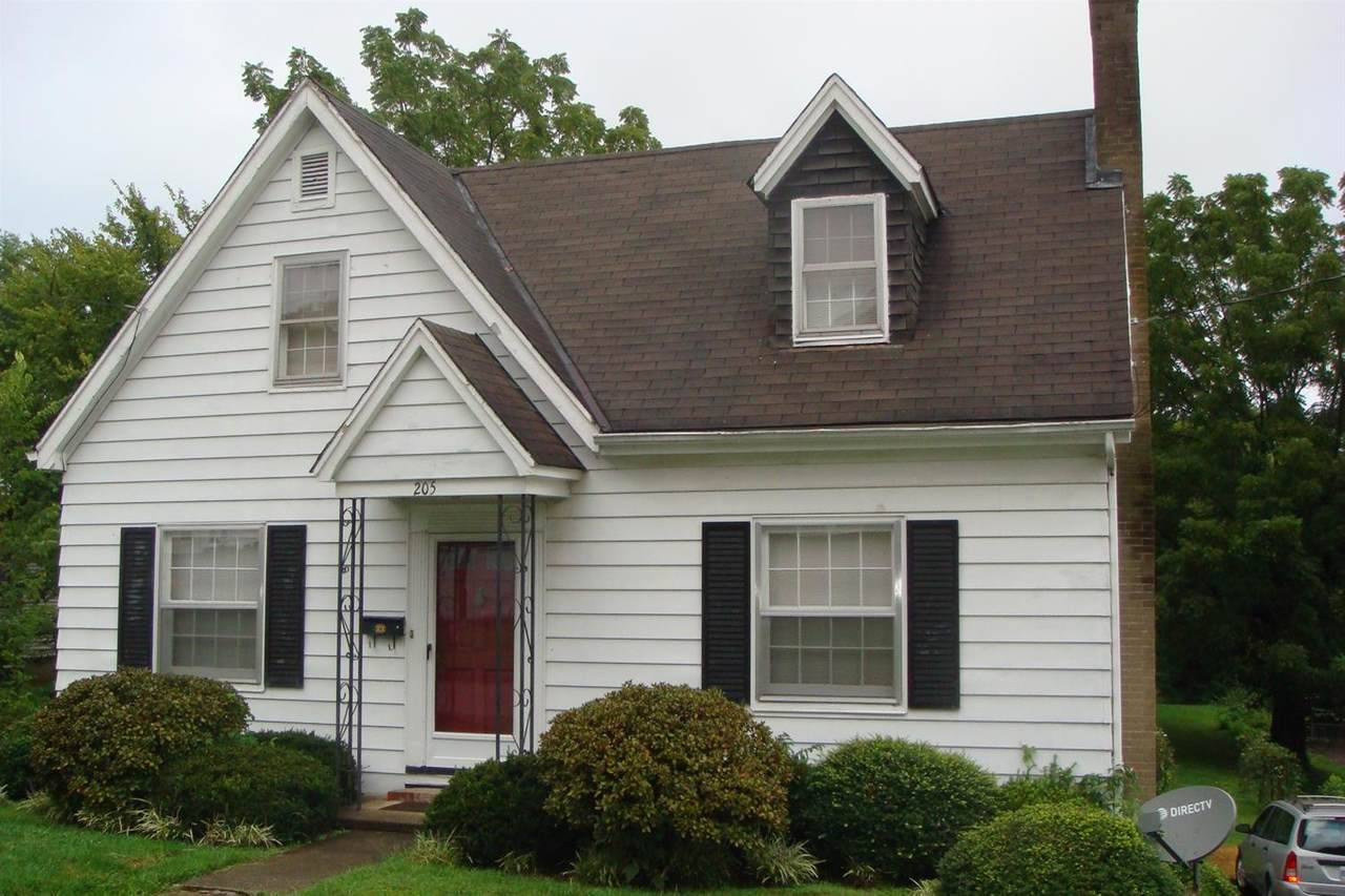 205 Winn Street - Photo 1