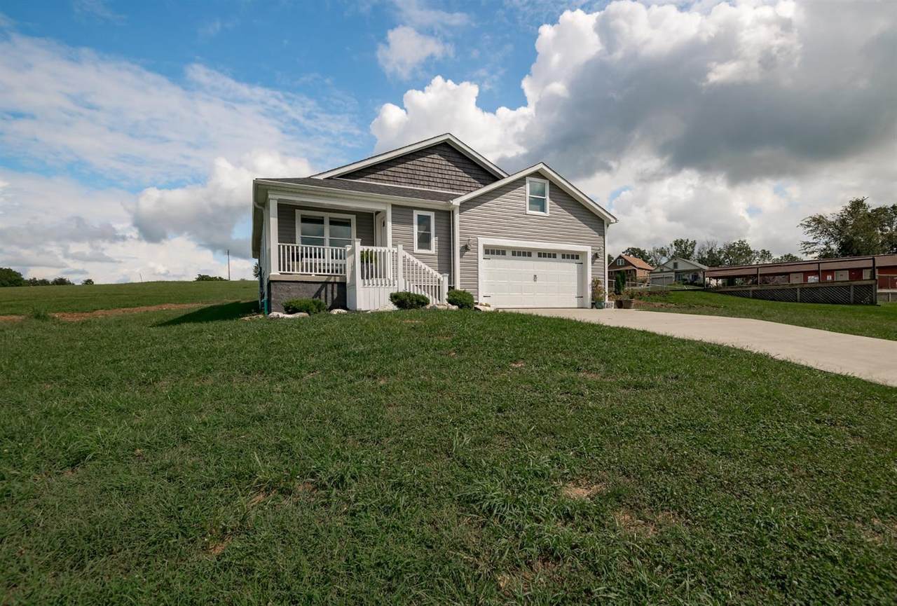271 Persimmon Way - Photo 1