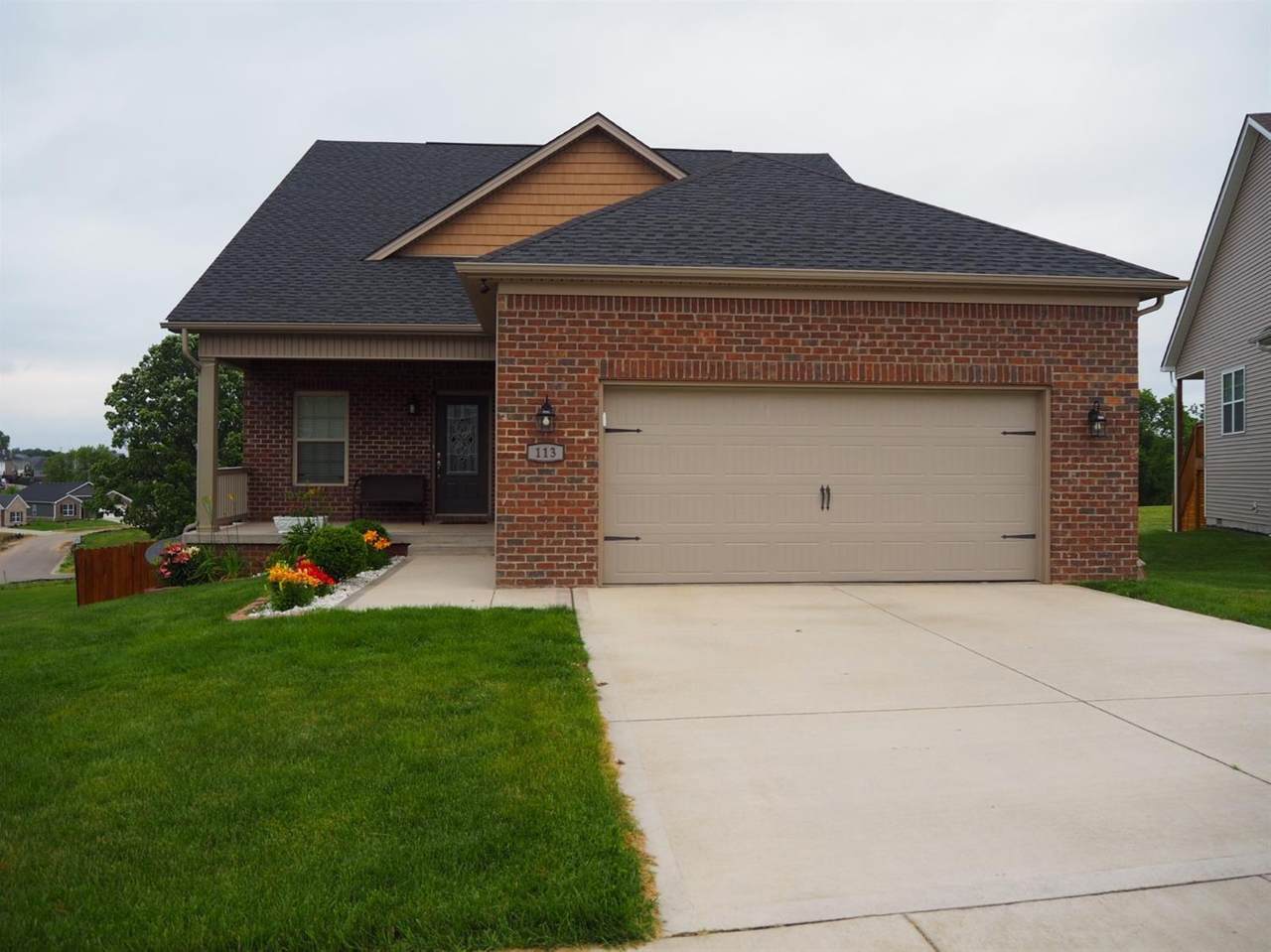 113 Stephen Drive - Photo 1