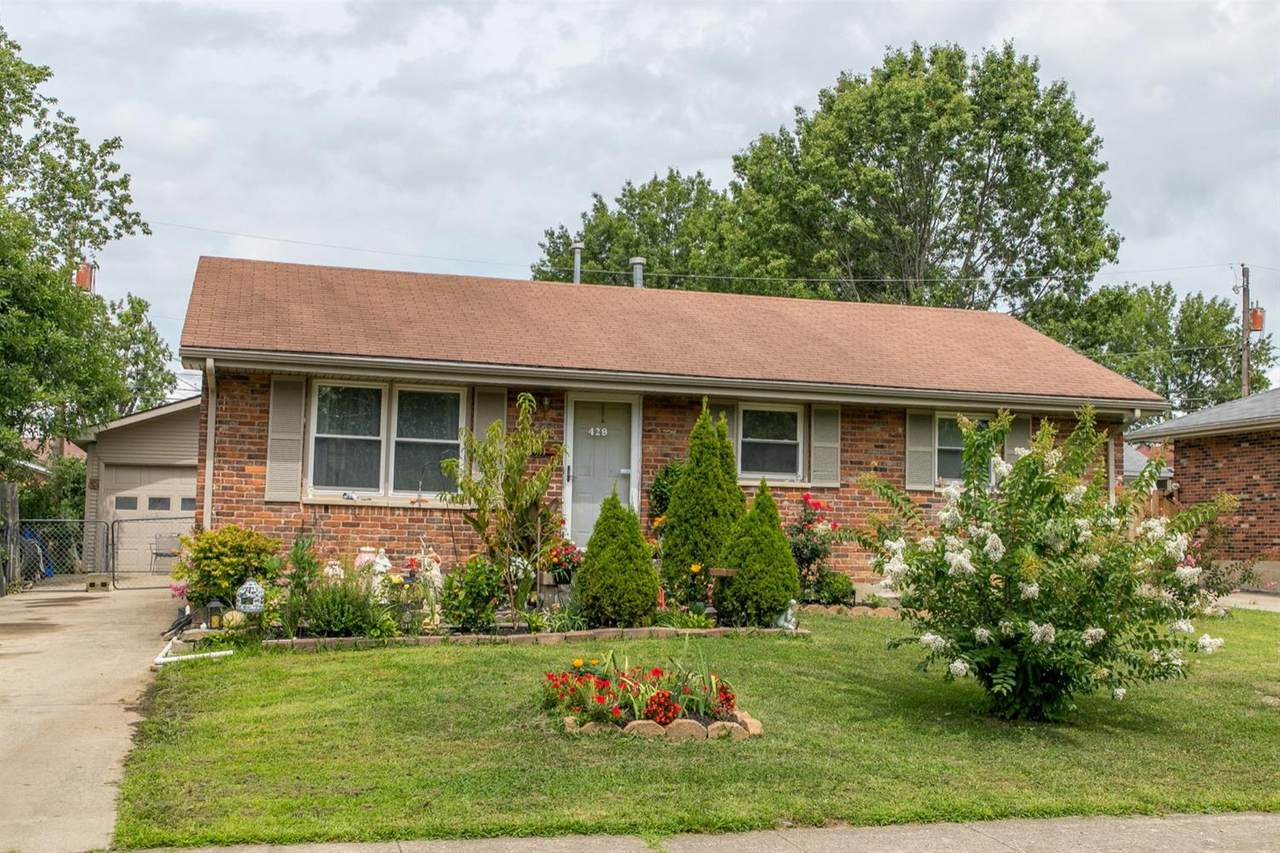 428 Hedgewood Drive - Photo 1