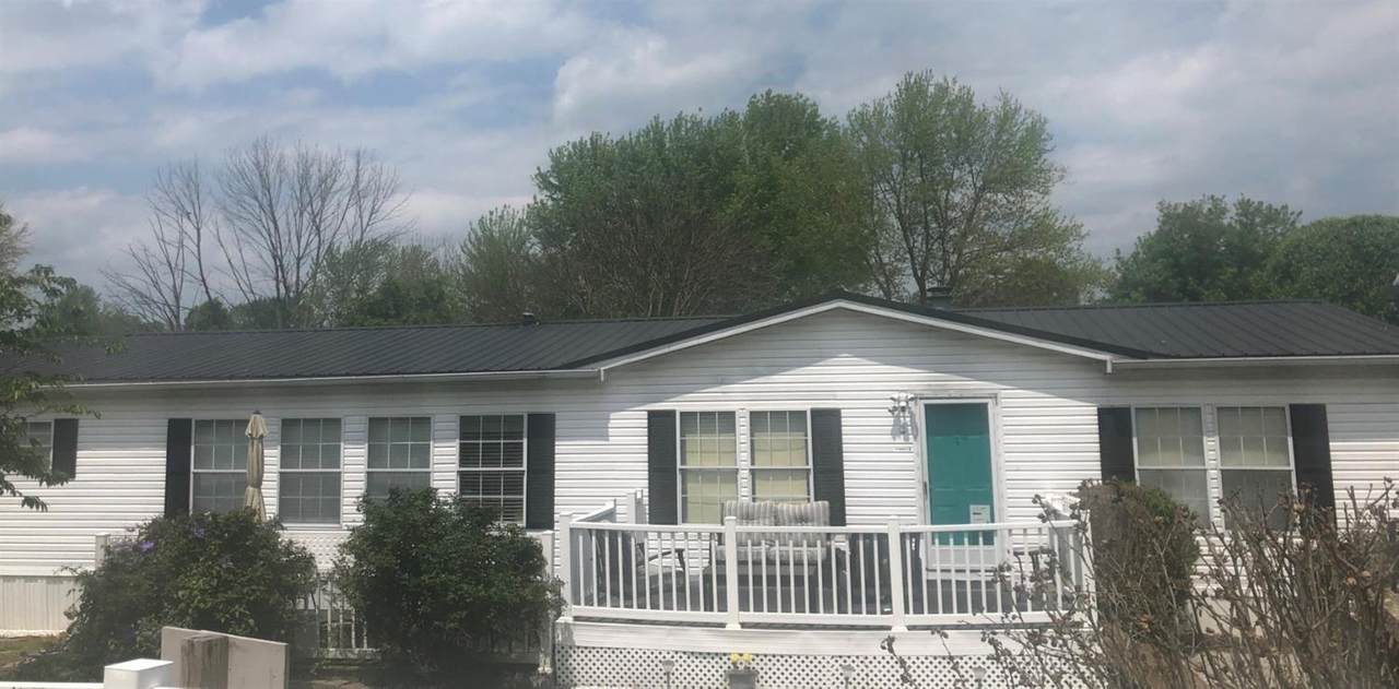 202 Yorktowne Drive - Photo 1