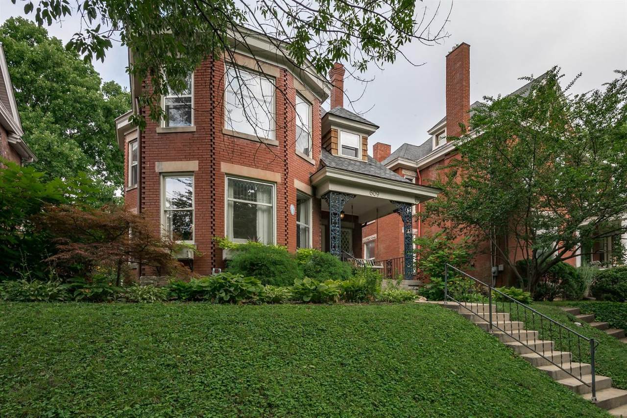 609 Elsmere Park - Photo 1