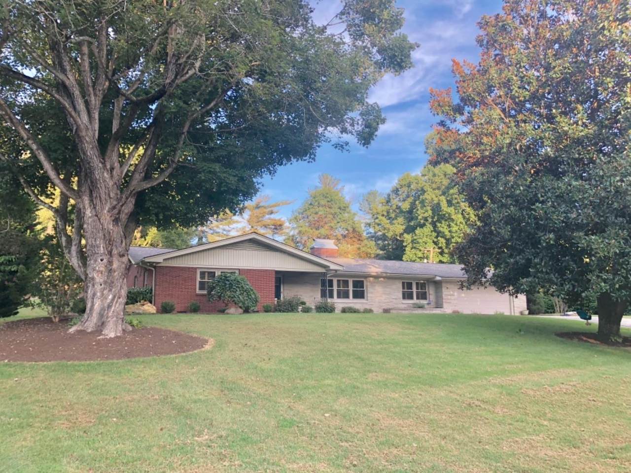 15 Cherokee Drive - Photo 1