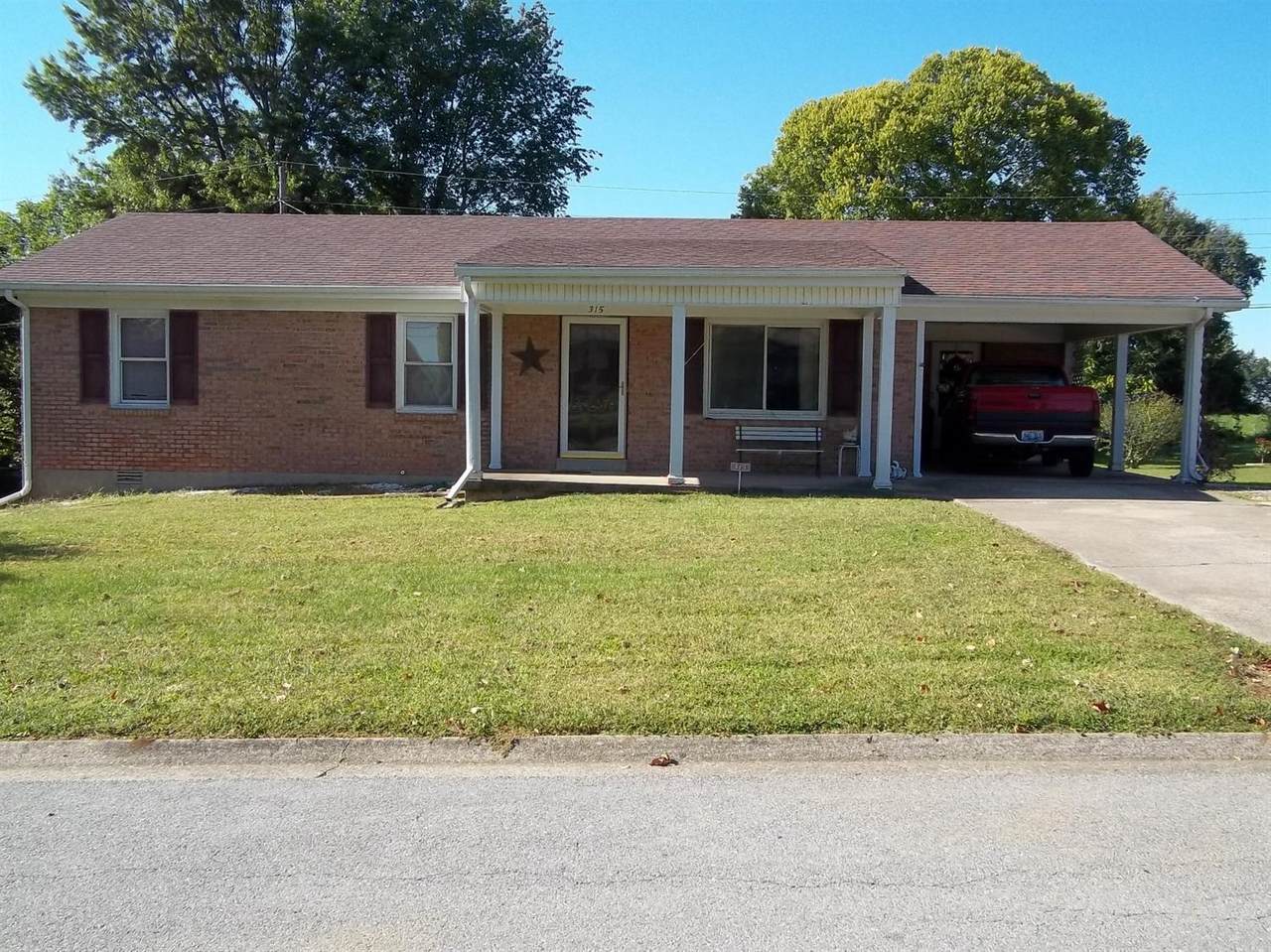 315 Davis Avenue - Photo 1