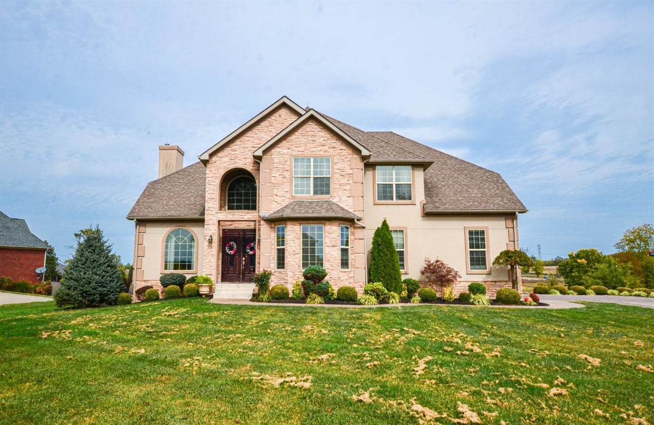 207 Colonial Drive - Photo 1