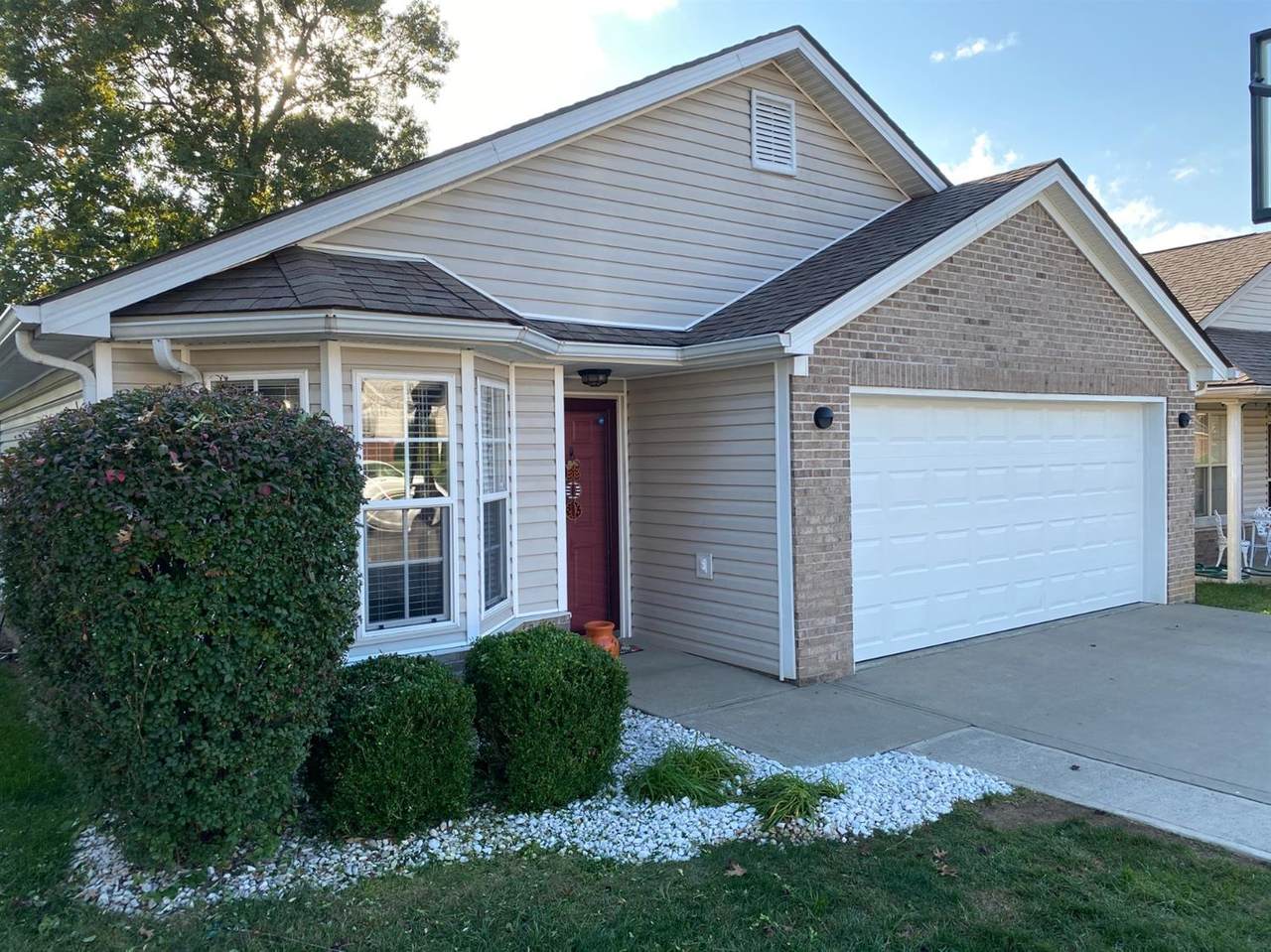 524 Baylor Place - Photo 1