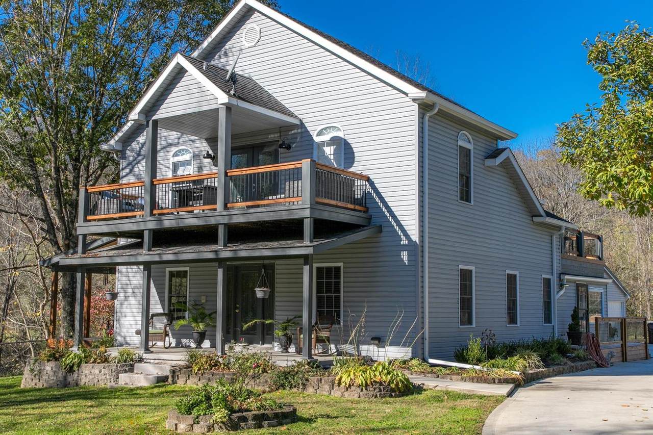4450 Scotts Ferry Road - Photo 1