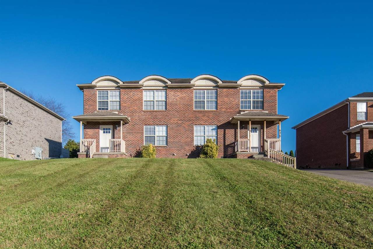 618 Hampton Way - Photo 1