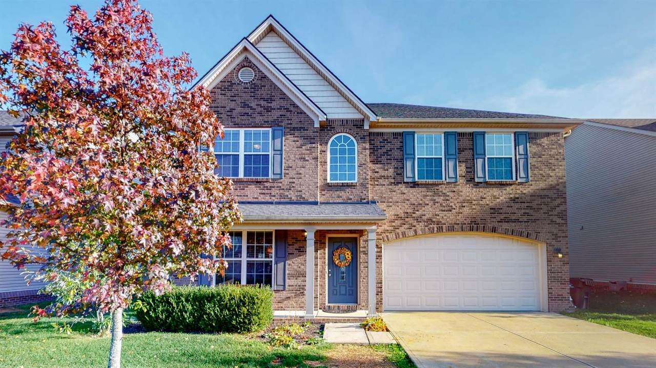 102 Mollie Way - Photo 1