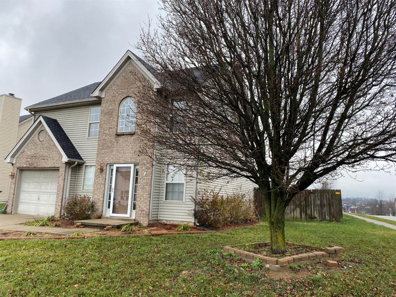 115 Victor Pl - Photo 1
