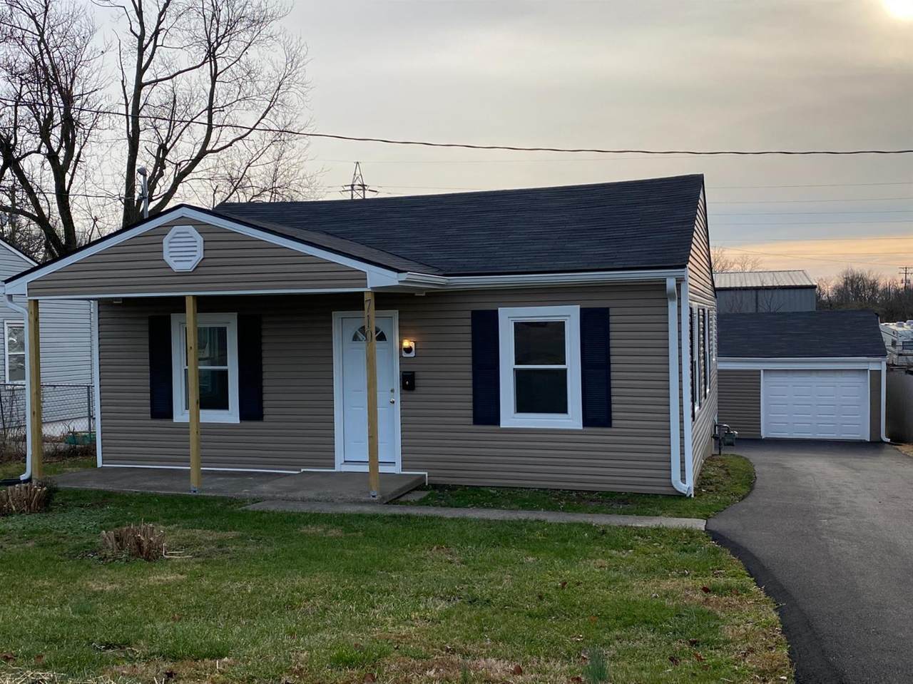 710 Loudon Avenue - Photo 1