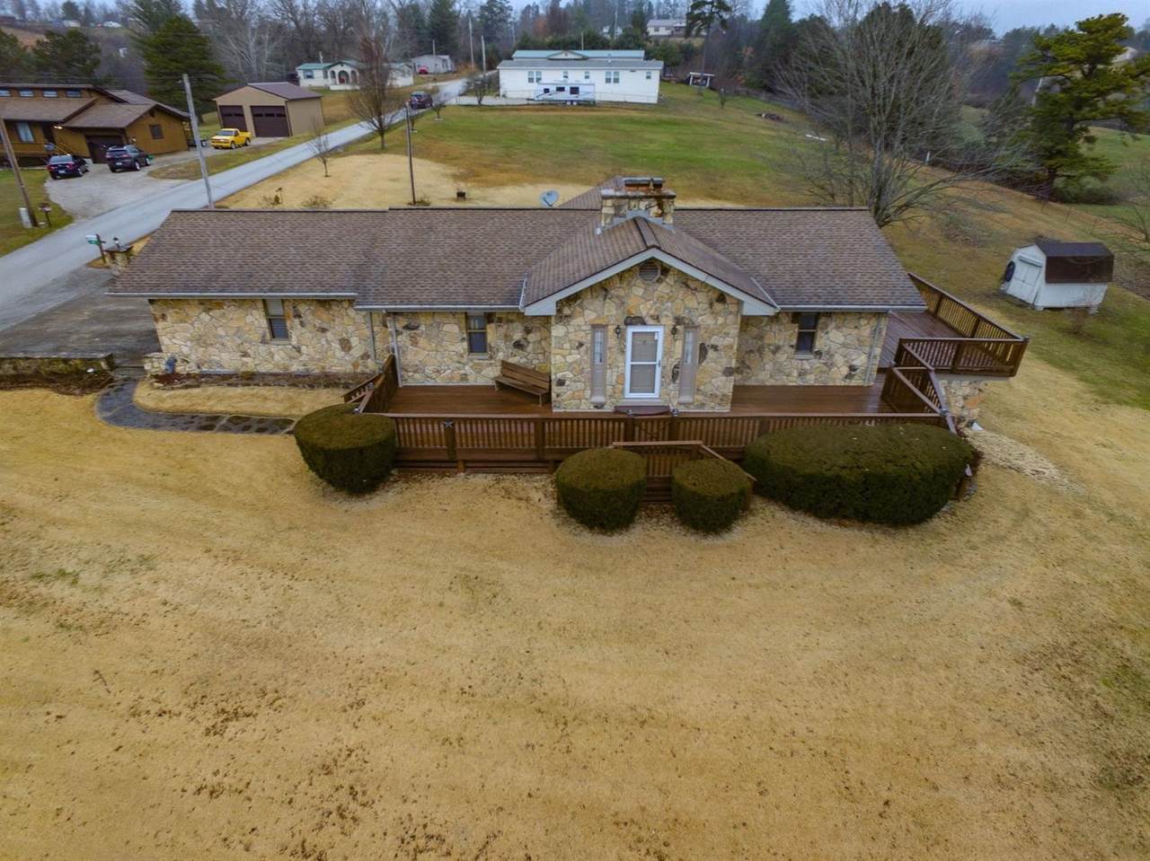 120 Pelfrey Drive - Photo 1