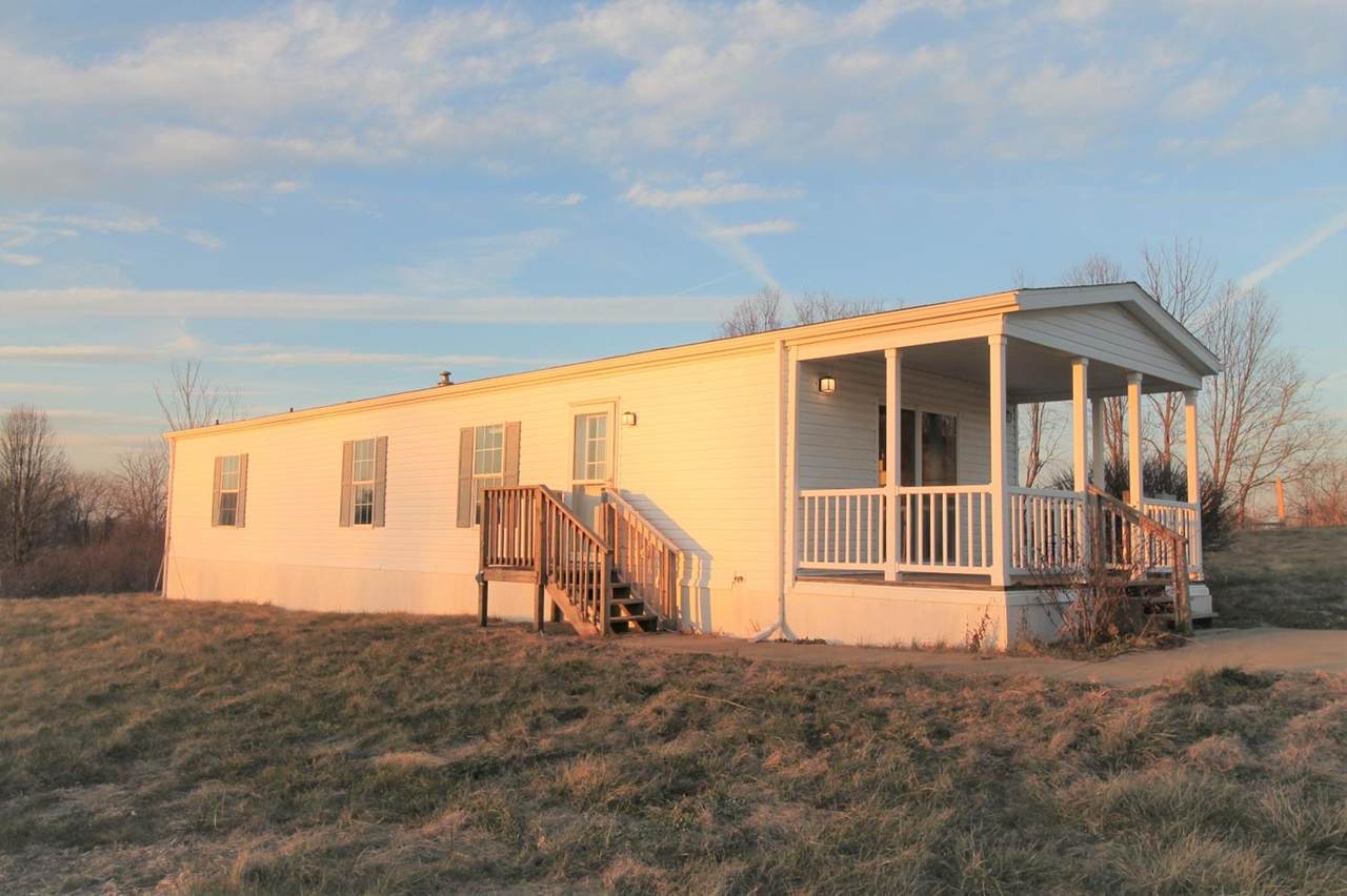 118 Sunrise Drive - Photo 1
