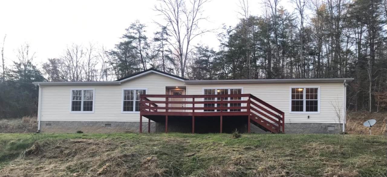 305 Friendship Road - Photo 1