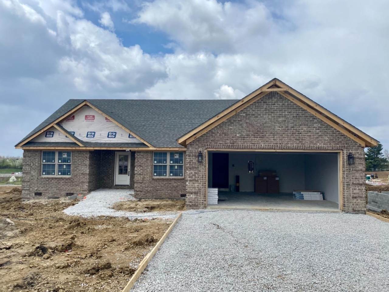 714 Goldenwood Drive - Photo 1