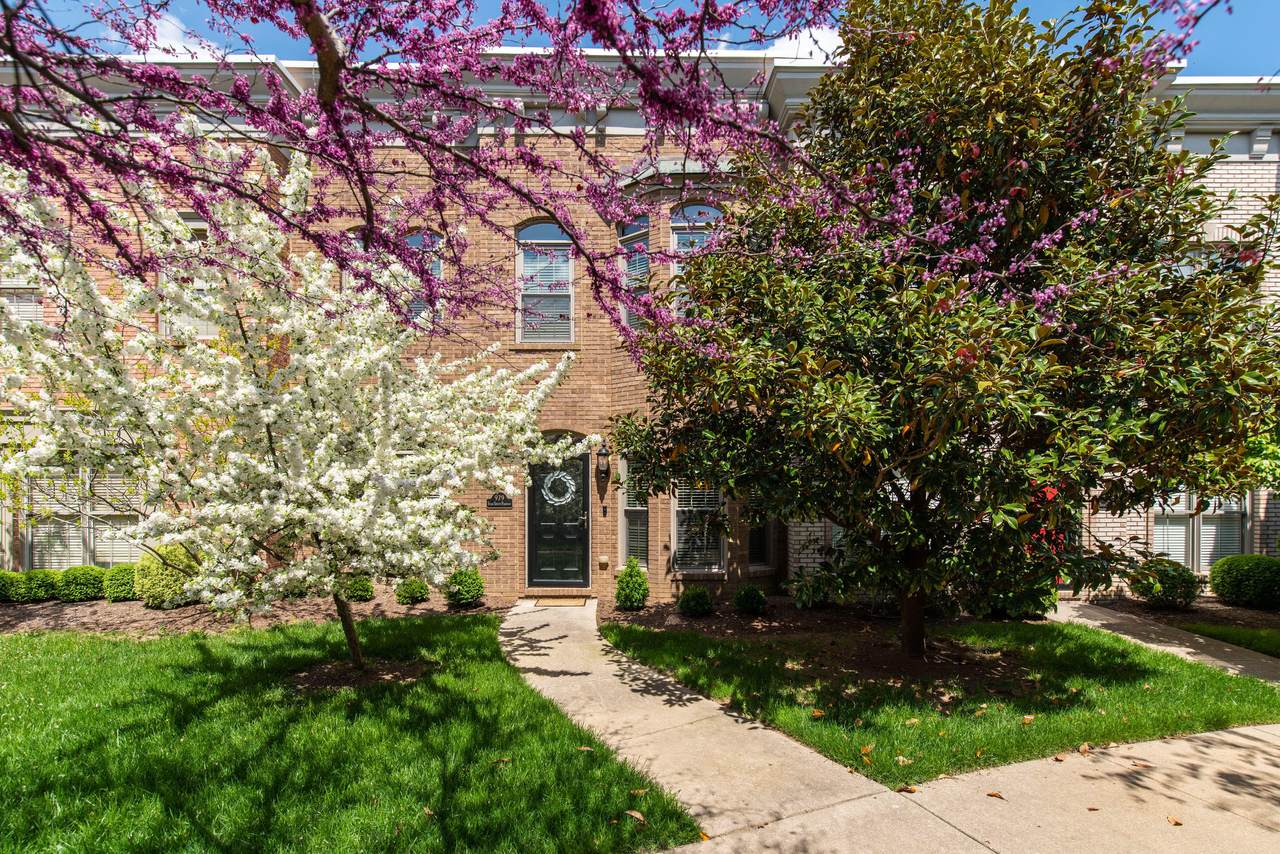 979 Star Shoot Parkway - Photo 1