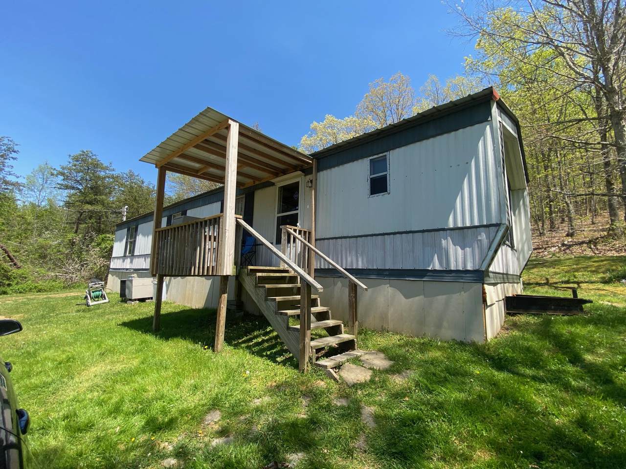 1109 Campbell Rd Road - Photo 1