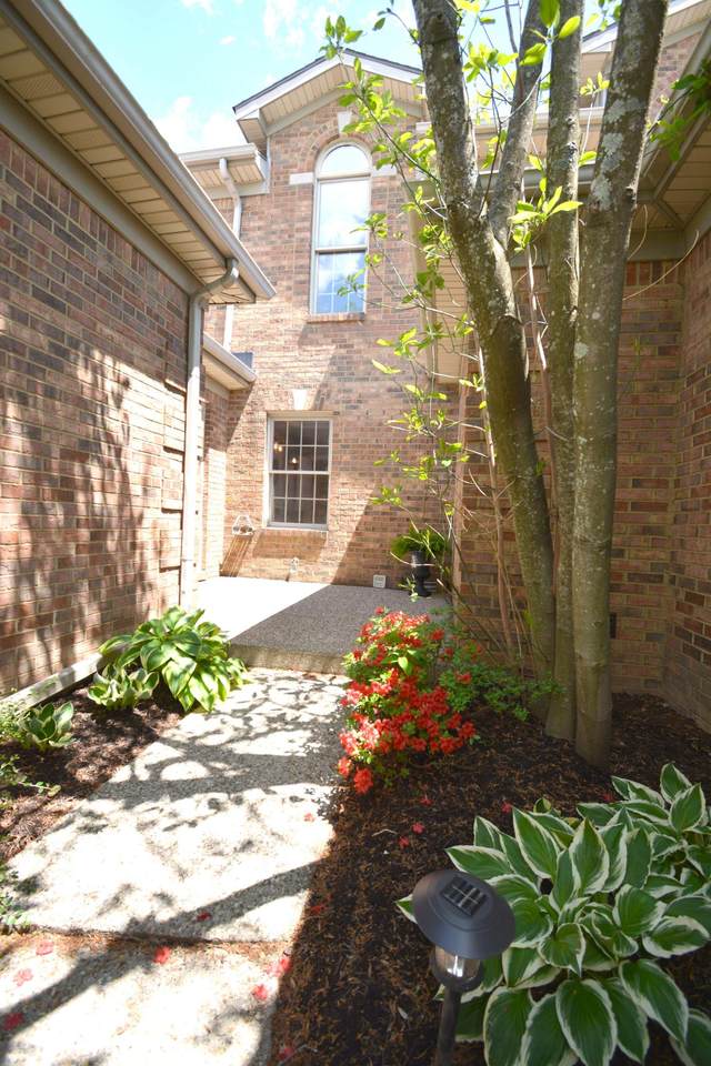 3913 Rock Ledge Lane - Photo 1