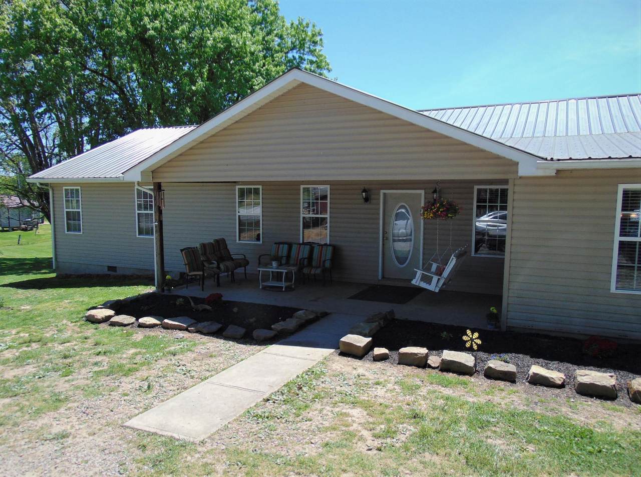 957 Meadows Grove Road - Photo 1