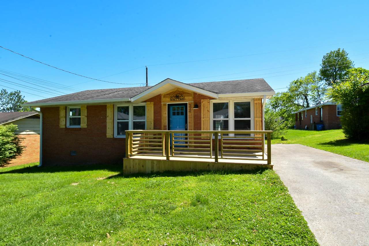 220 North Street - Photo 1