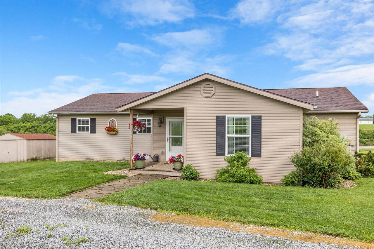 18 Perry Lane - Photo 1
