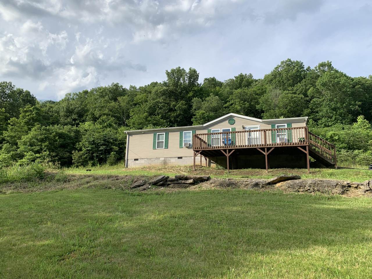 1624 Mcdonald Ferry Road - Photo 1